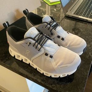 Gray On Cloud 5 Waterproof Shoes- Size 7